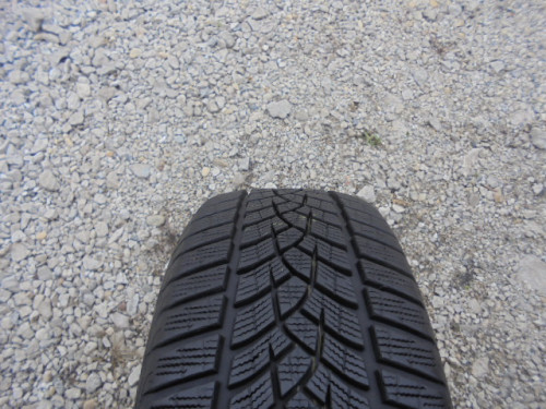 Goodyear Ultragrip G1 gumiabroncs