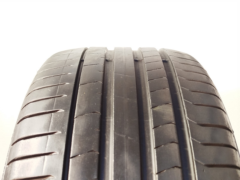 Pirelli Pzero gumiabroncs