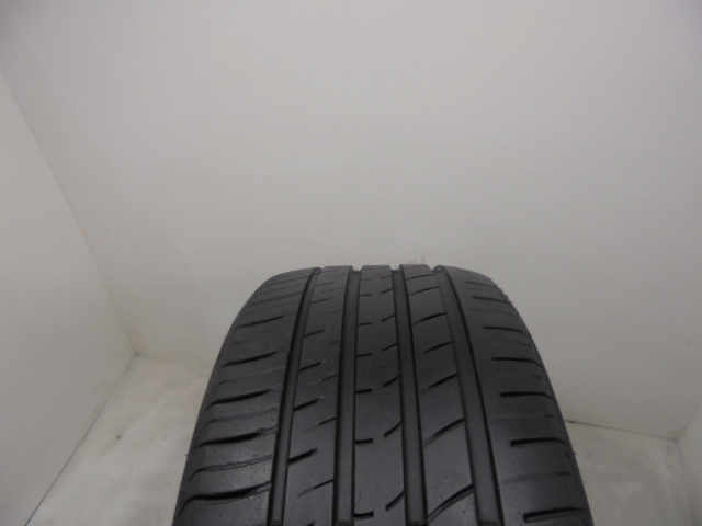 Nexen N fera RU1 gumiabroncs