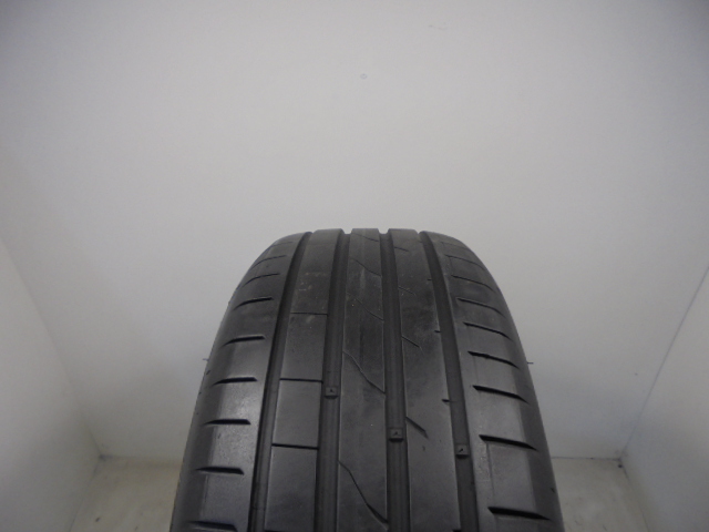 Hankook K127 Ventus S1 Evo 3 gumiabroncs