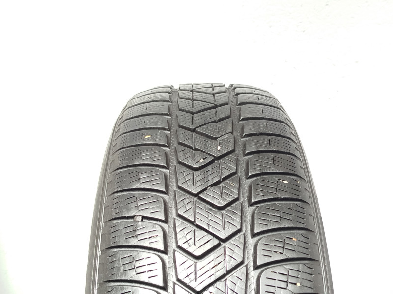 Pirelli Scorpion Winter gumiabroncs