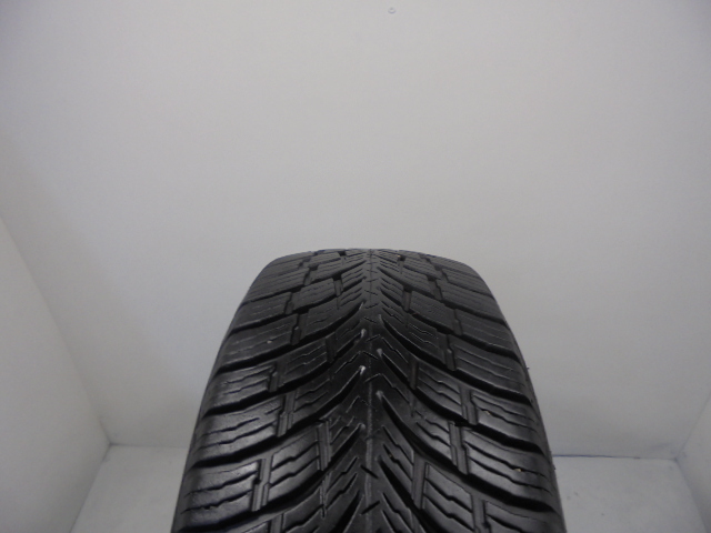Nokian Seasonproof 1 gumiabroncs