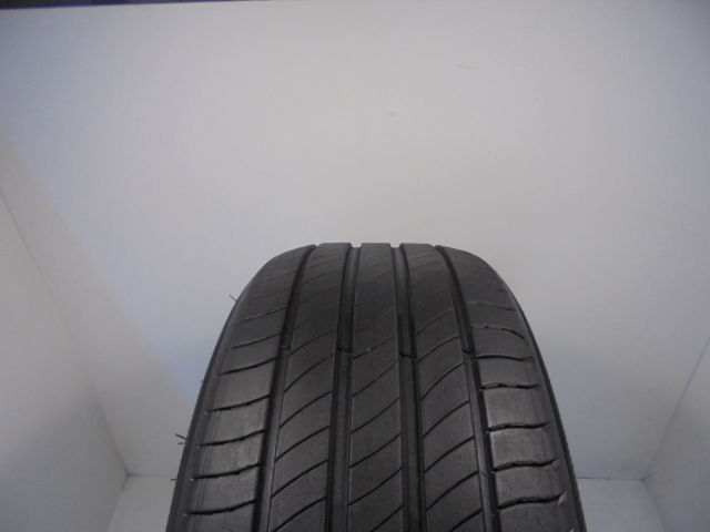 Michelin Primacy 4 gumiabroncs