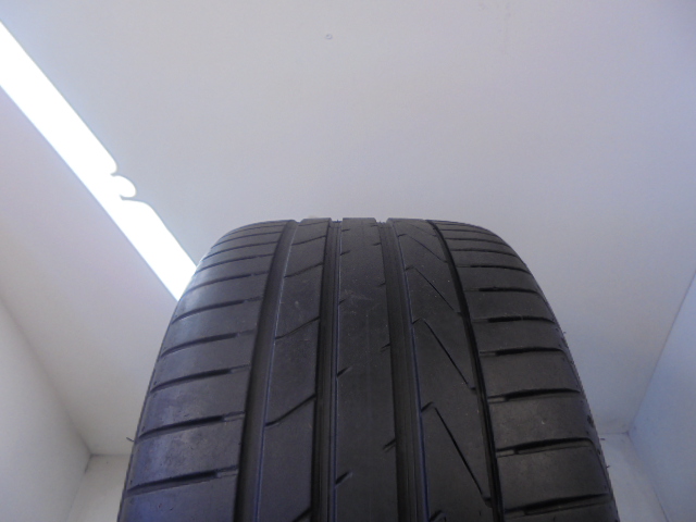 Hankook K117 Ventus S1 Evo 2 gumiabroncs