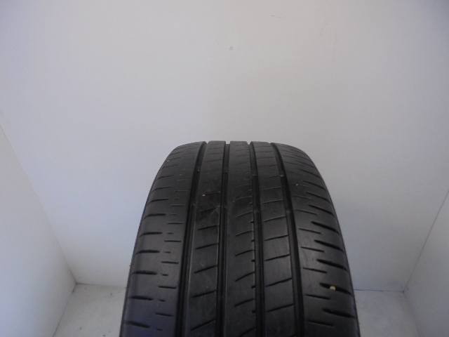 Bridgestone T005A RFT gumiabroncs
