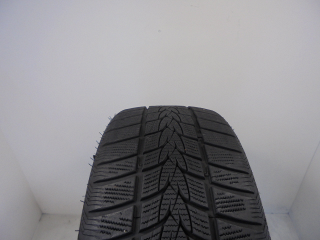 Minerva Frostrack UHP gumiabroncs