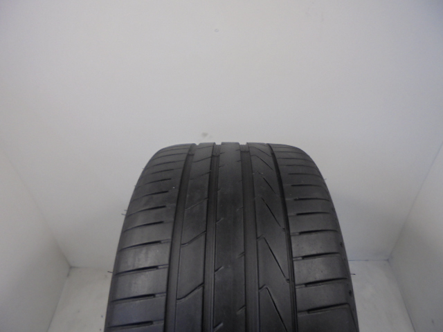 Hankook K117 Ventus S1 Evo 2 gumiabroncs