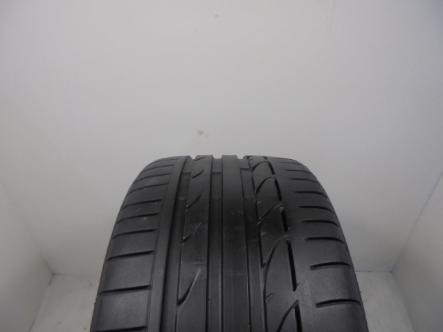 Bridgestone S001 RSC gumiabroncs