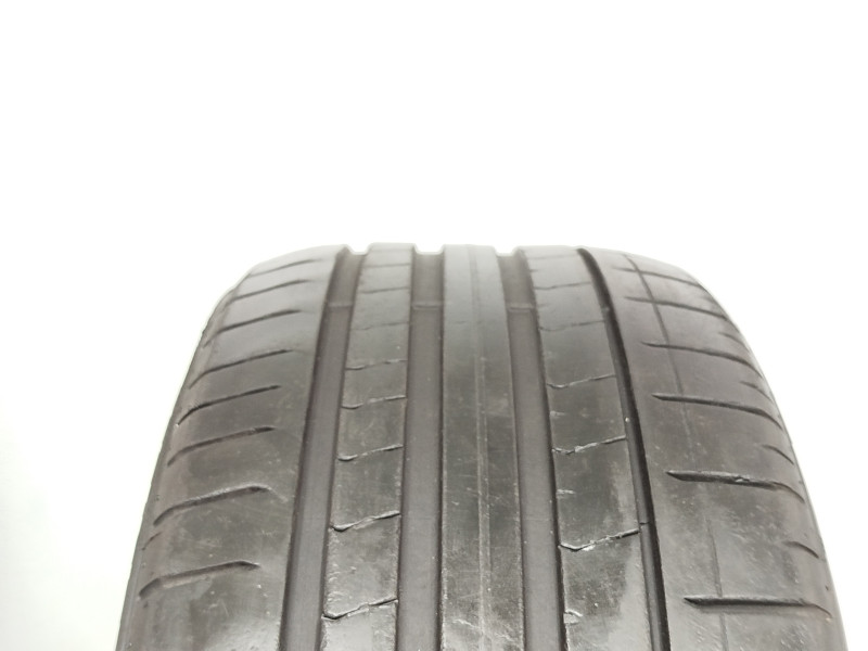 Pirelli Pzero gumiabroncs